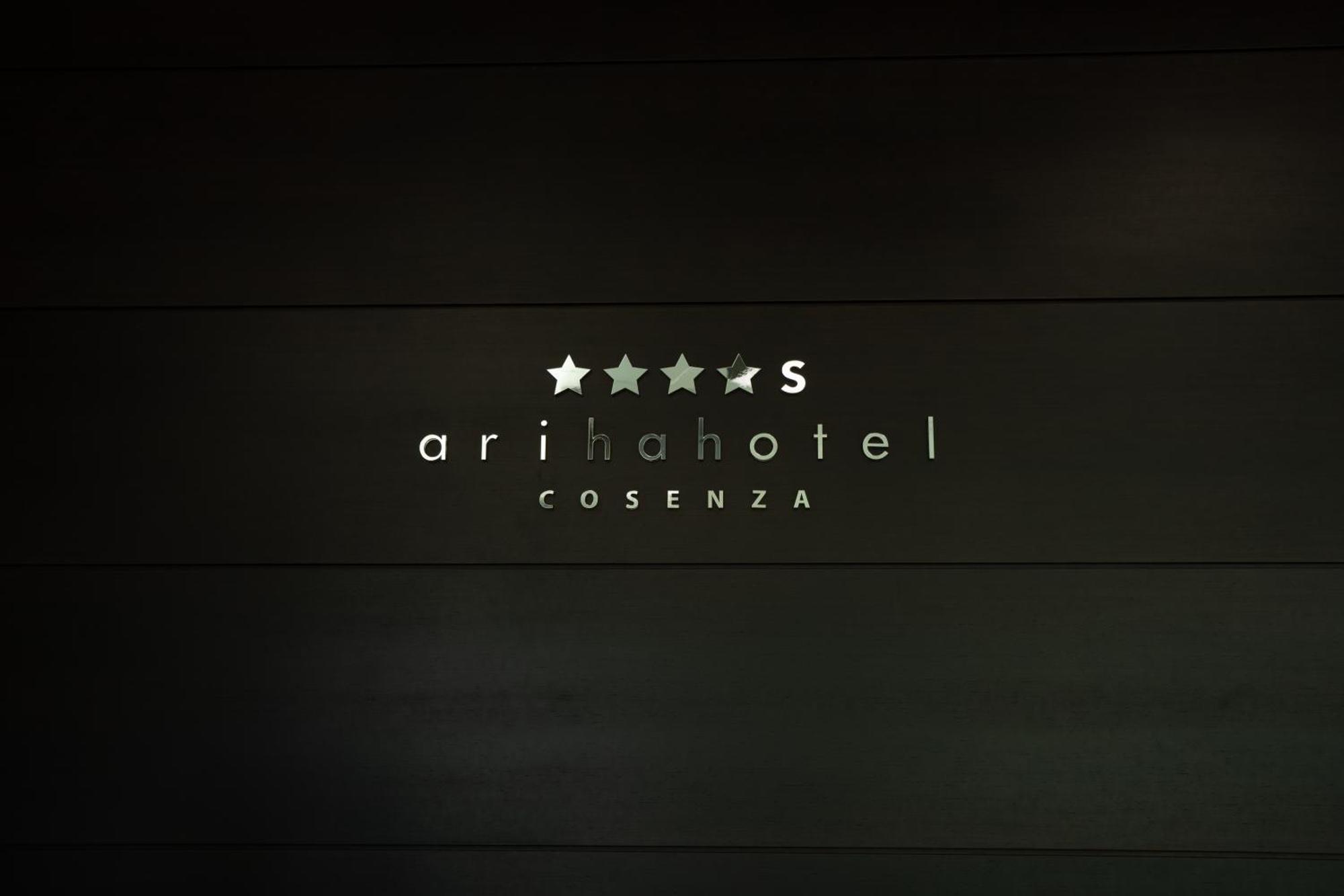 Ariha Hotel Cosenza Exterior foto